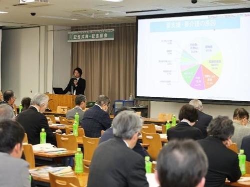 医学部保健学科理学療法学専攻基礎理学療法学講座牧迫教授.jpgのサムネイル画像のサムネイル画像