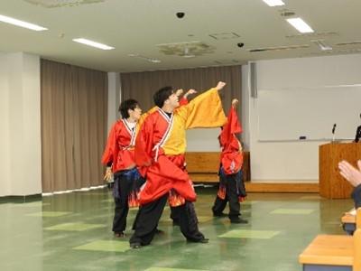 よさこいサークル隼人による演舞.jpgのサムネイル画像