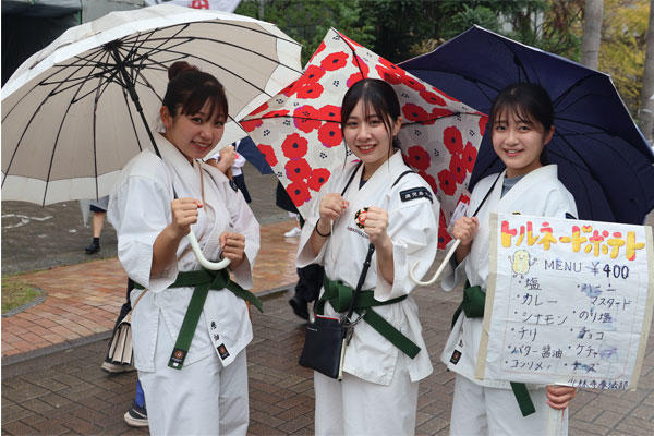 241105daigaksai_okugai_11.jpg