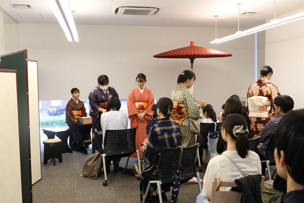 241105daigaksai_okunaii_12.jpg