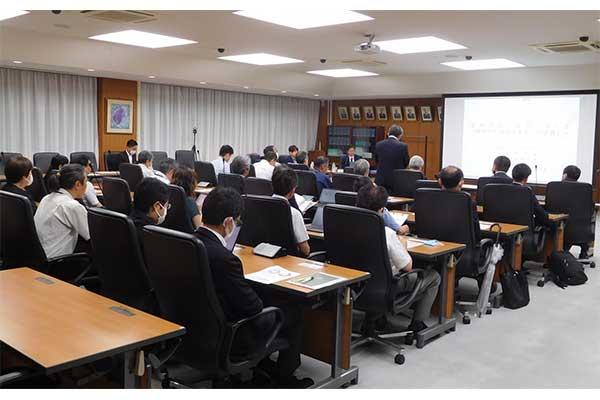 0708kakenkyuhikouenkai-2.jpg