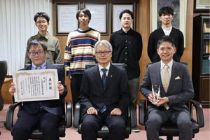 本学認定ベンチャーであるiCUREX株式会社が「九州・山口ベンチャーマーケット2025」で大賞（グランプリ）を受賞しました