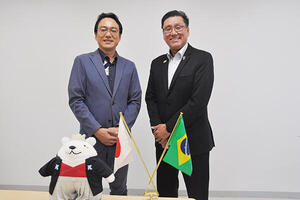 【国際】ブラジル鹿児島県人会会長文岡氏が本学を表敬訪問